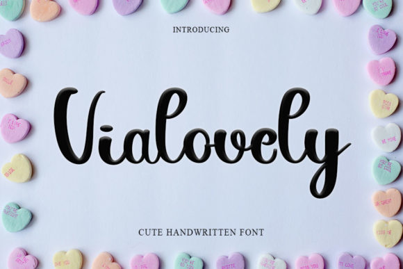 Vialovely: A Handwritten Font for Small Business Branding